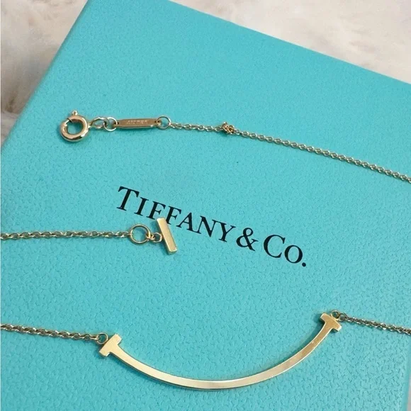 Tiffany & Co. Smile Necklace - Picture 4 of 6